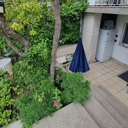 Split Apartment Екстериор снимка