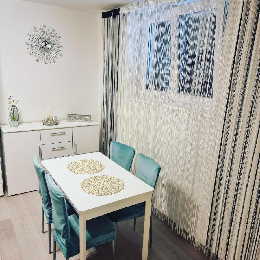 Split Apartment Екстериор снимка